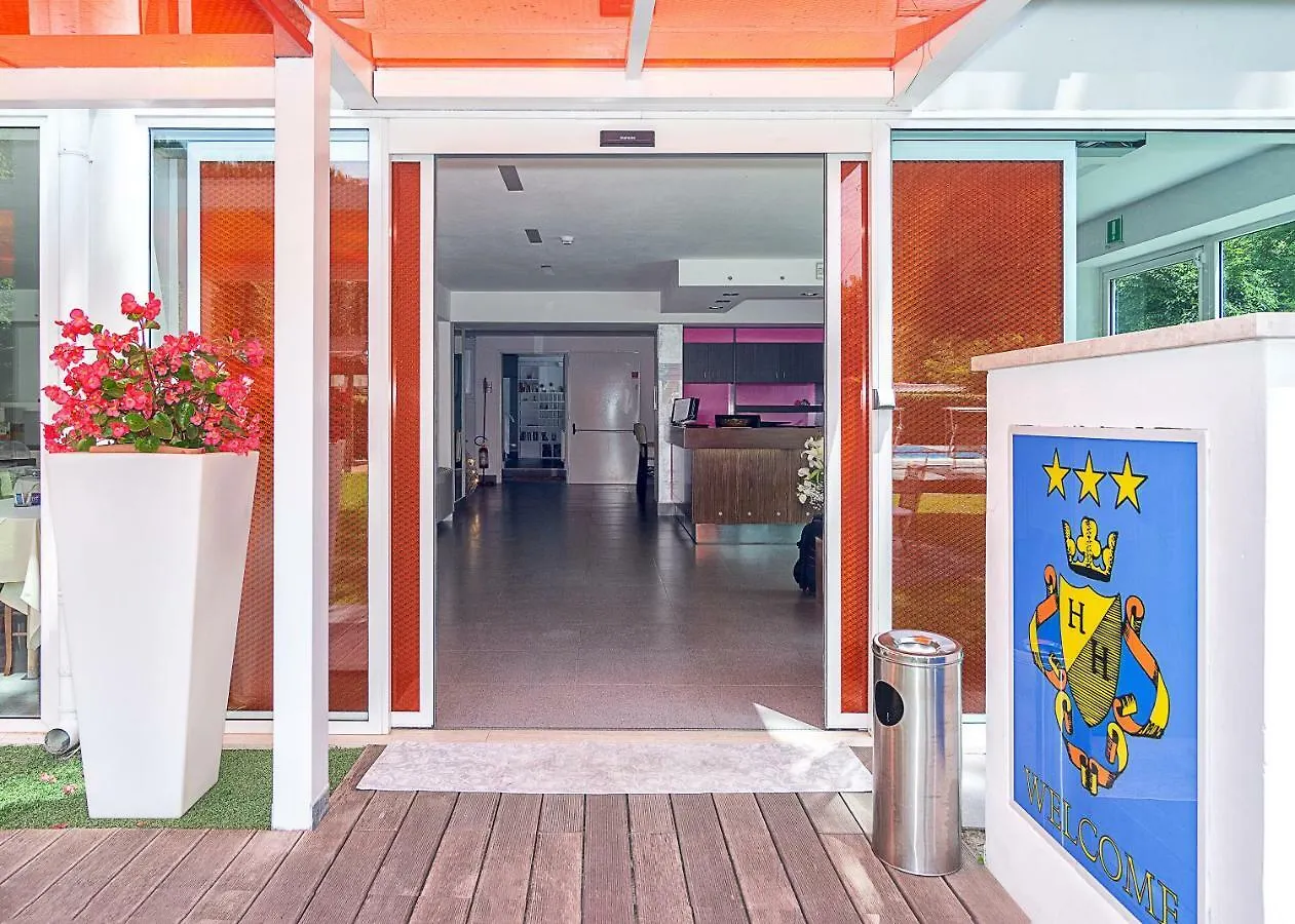 Hotel Hermitage Marina di Massa Italien