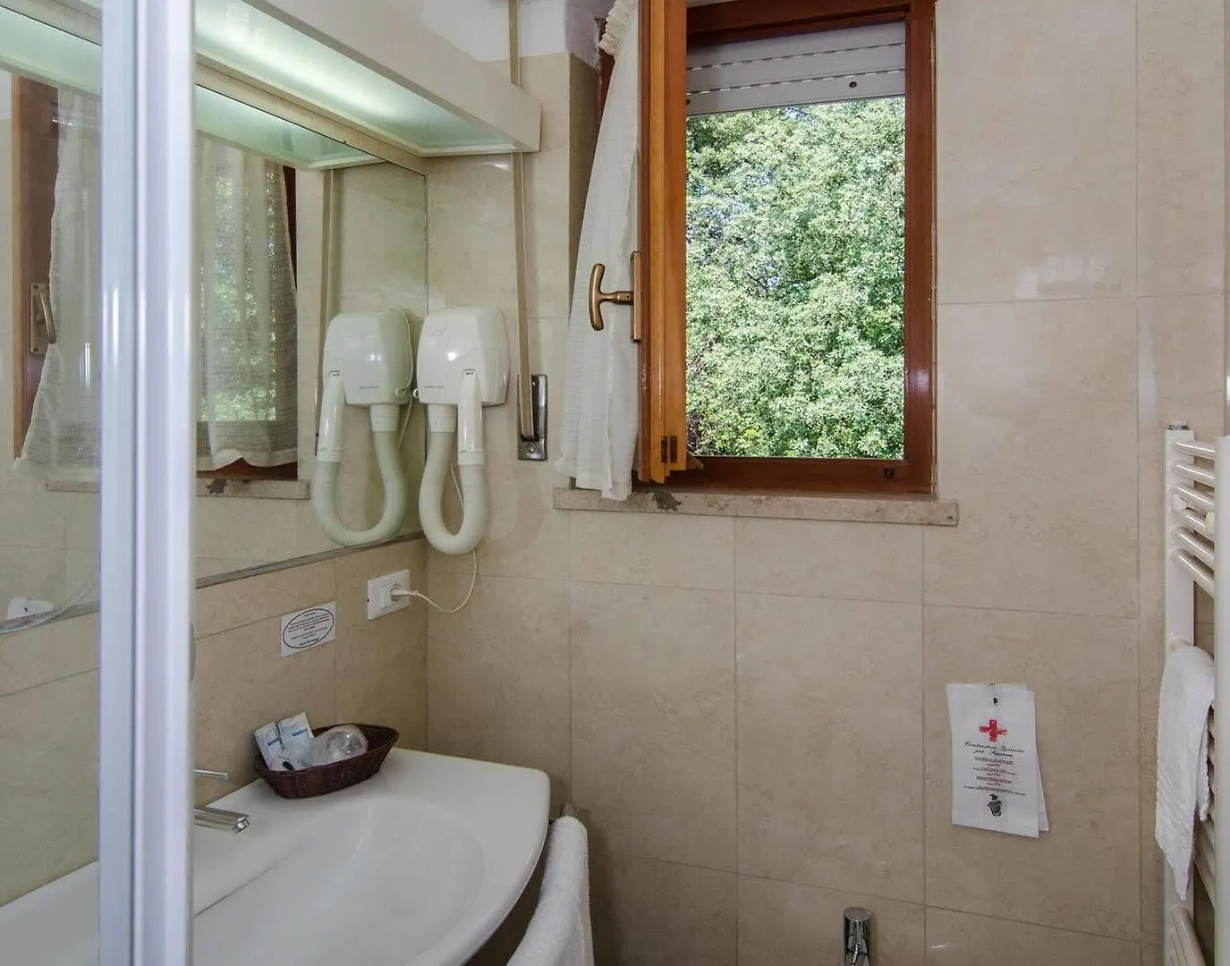 Hotel Hermitage Marina di Massa Italy